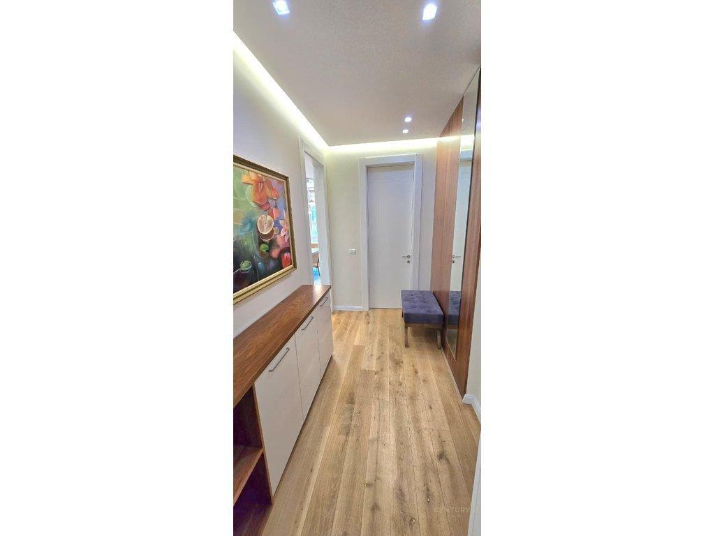 Shesim-Apartament-2+1+2+-Parkim-Te-Liqeni-Thate-