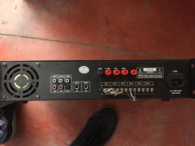 Shitet amplifik per lokal me 6 kanale plus usb 150€