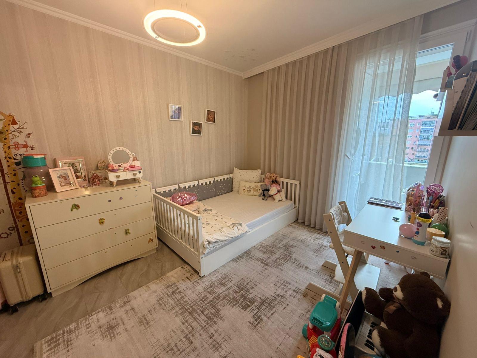 Apartament-2+1-ne-shitje--Myslym-Shyri