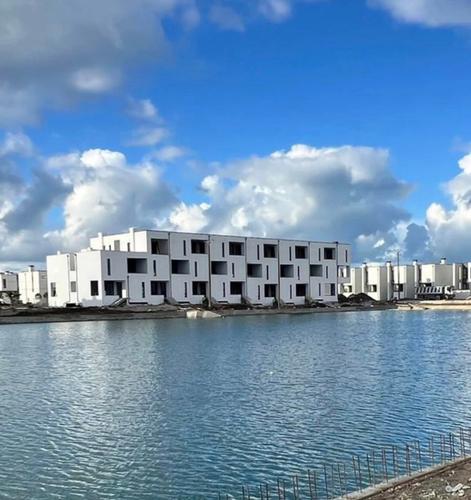 SHITET apartament 1+1+ PARKIM tek Rezidenca Turqouise Marine