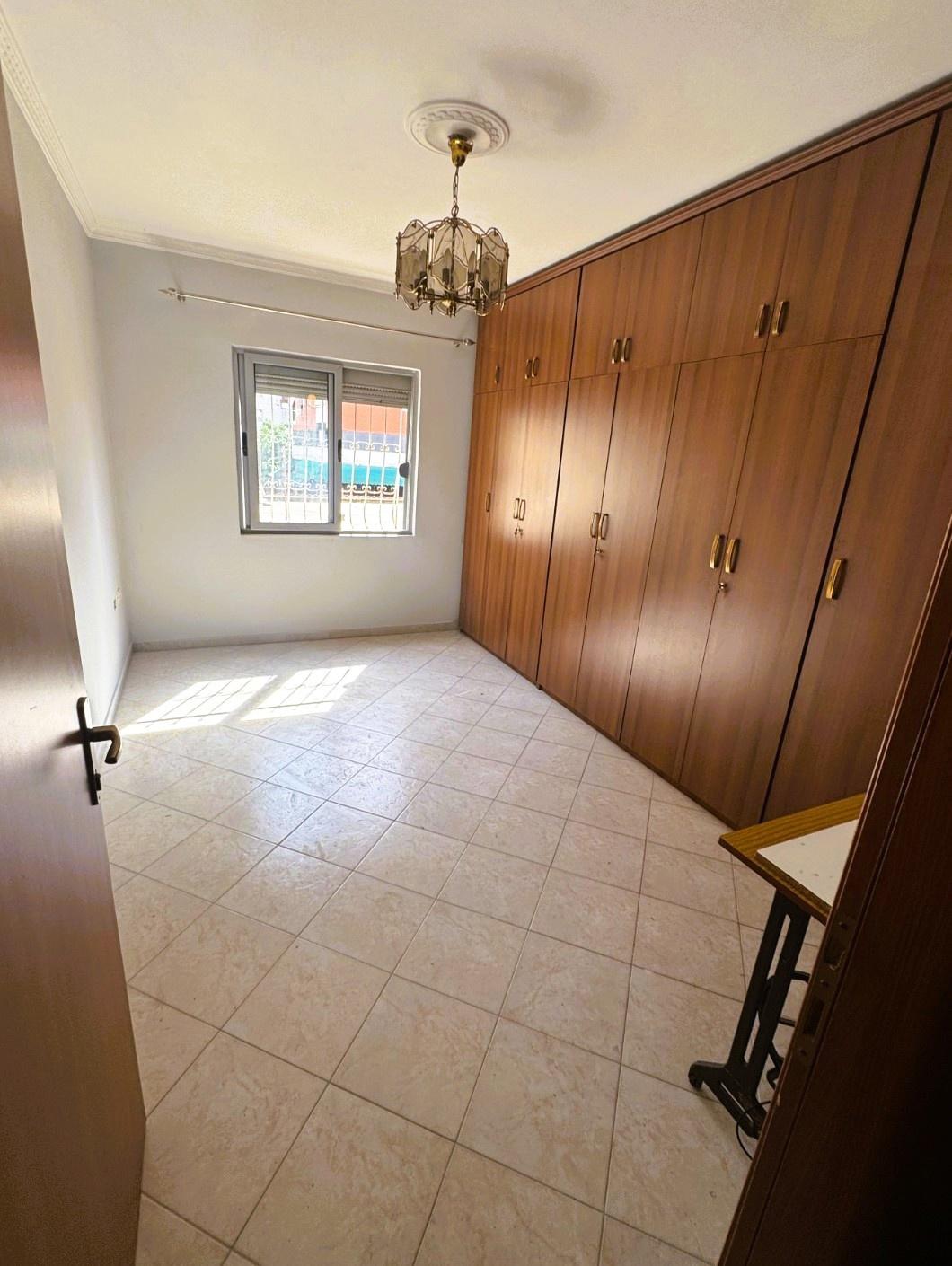 --Shitet-apartament-2+1-në-Astir--te-Dy-Palmat-ne-Astir--