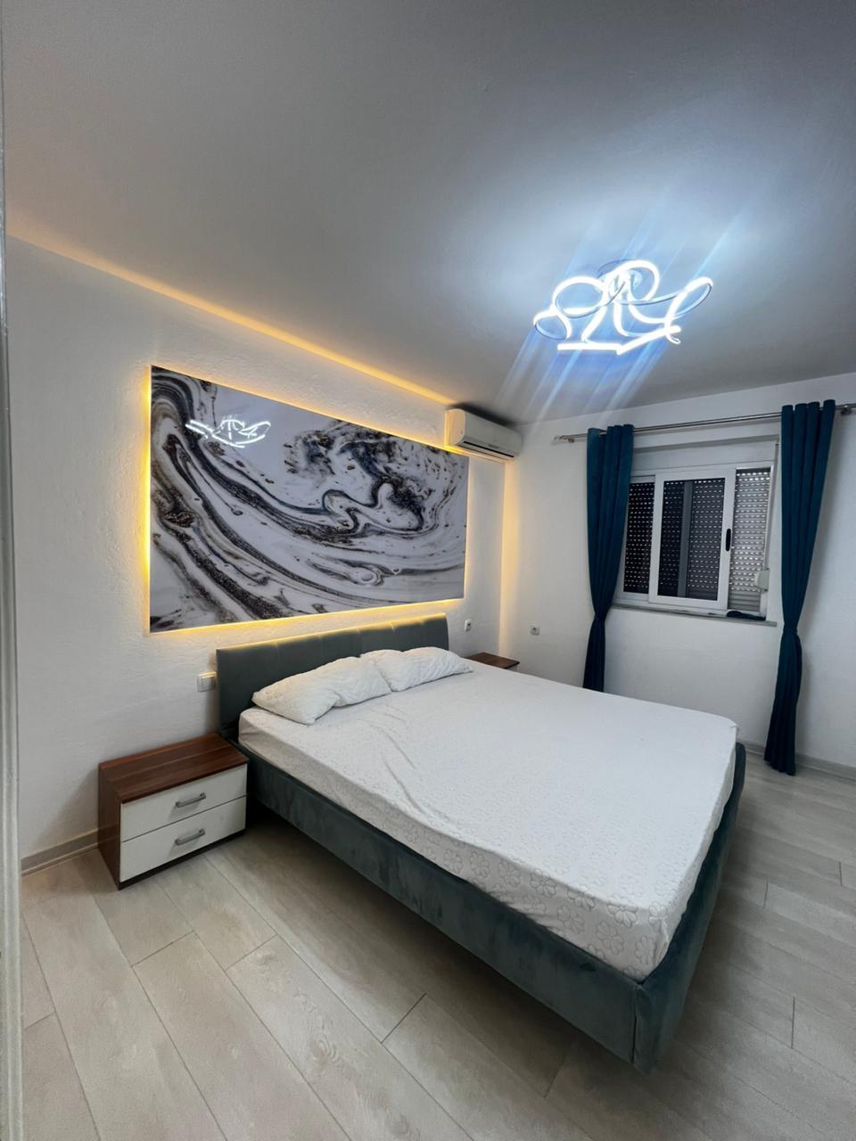 JEPET-ME-QERA-APARTAMENT-2+1-PRANE-FLAGSHIP-CENTER--DURRES