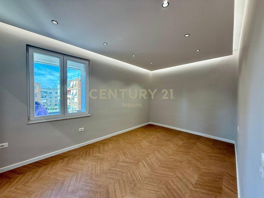 SHITET-APARTAMENT-2+1+2--MYSLYM-SHYR