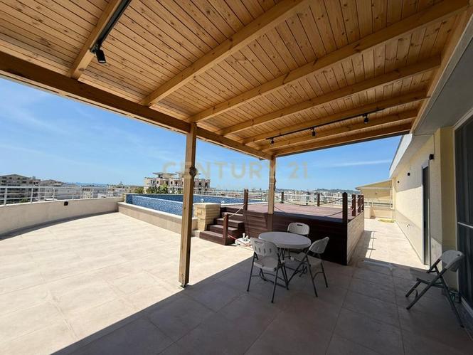 Penthouse 3+2 me Pamje Panoramike nga Deti dhe Qyteti në Pla