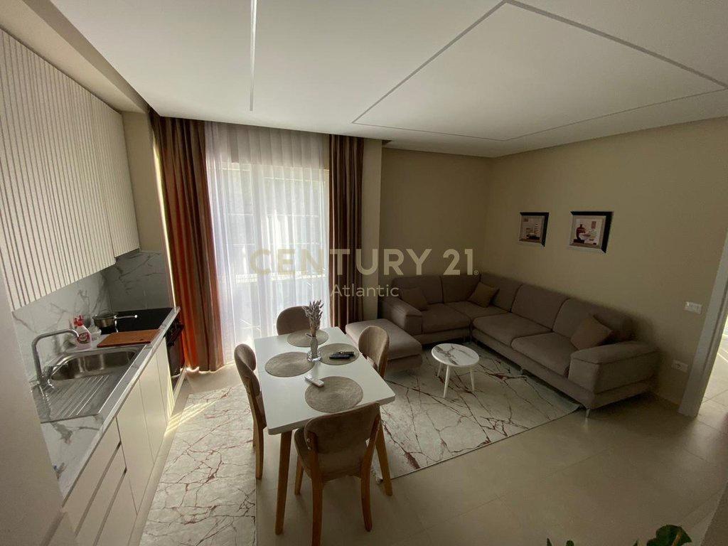 +355694812568-Apartament-për-Shitje---Vija-e-Parë-me-Detin-
