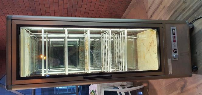 Frigorifer ngrires vitrine