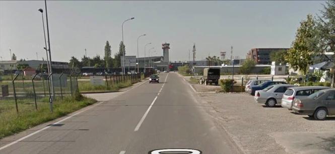 Rinas- Aeroport, Shitet Tok +Truall, Buze Rruge