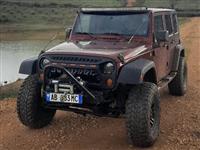 Jeep Wrangler 3.8 gaz dhe çikrik