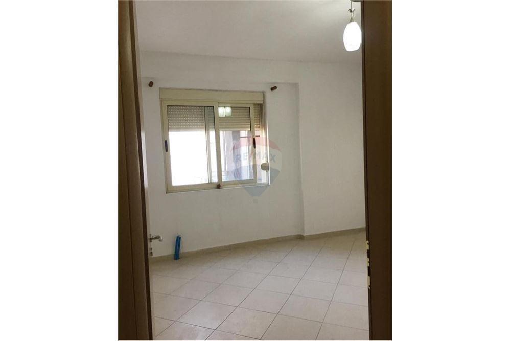 Apartament Ne Shitje Astir Shqiperi Apartament Per Shit Tirane