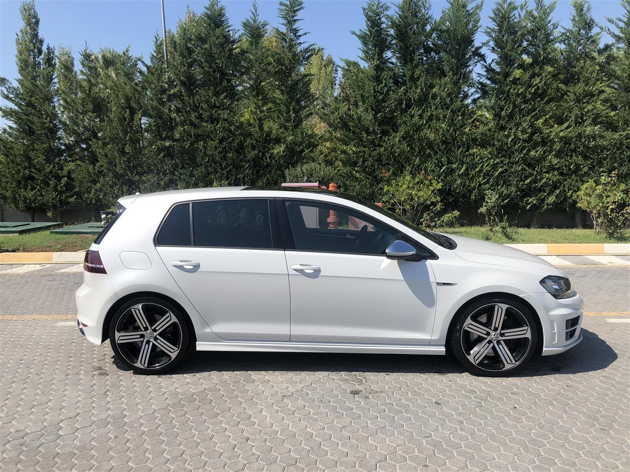 Benzin - Volkswagen Golf 7 R - 2015