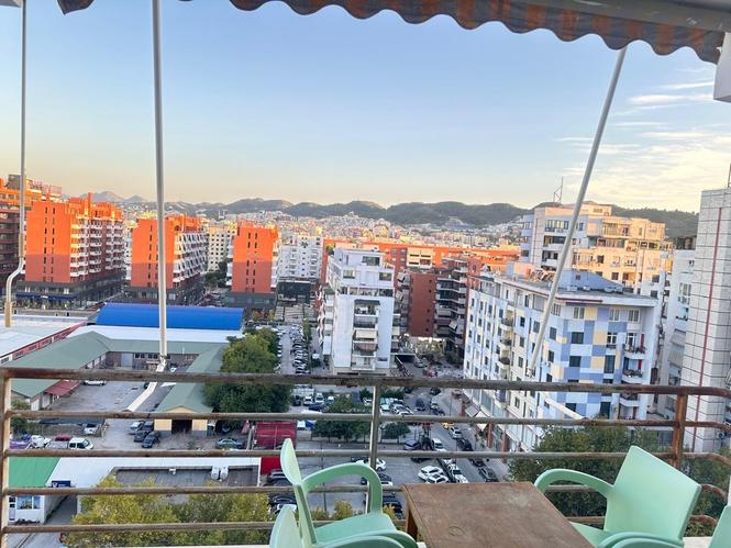 APARTAMENT ME QERA 1+1 RRUGA E KAVAJES 60.000 LEKE