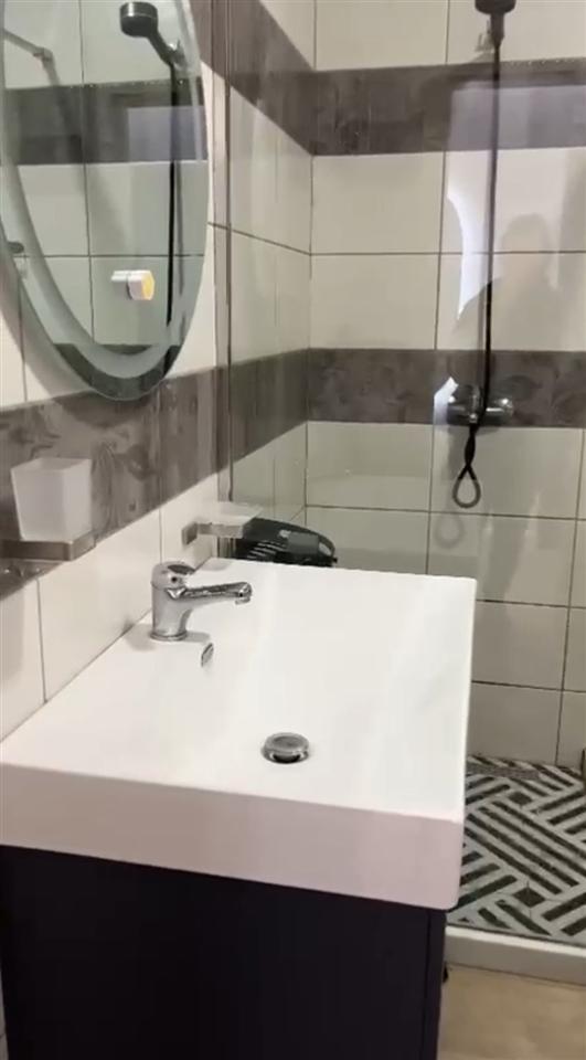 APARTAMENT-ME-QERA-2+1-ISH-FUSHA-E-AVIACIONIT-700-EURO