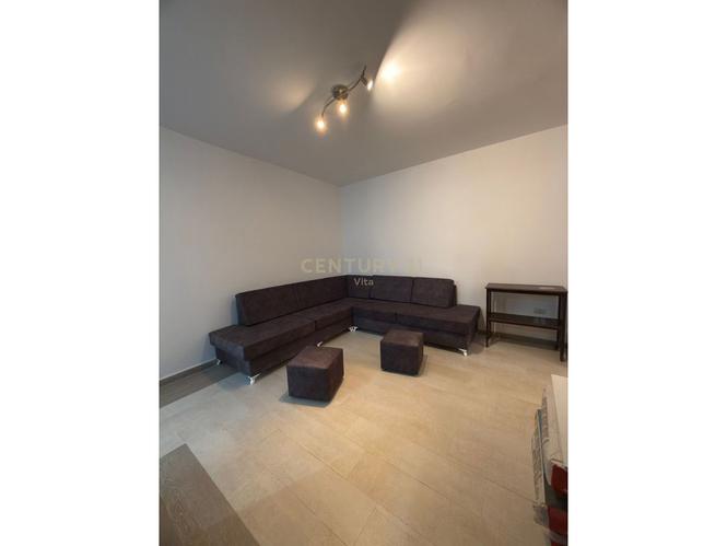 0697603180Apartament 1+1 me Qira në Lagjen 7, Durrës