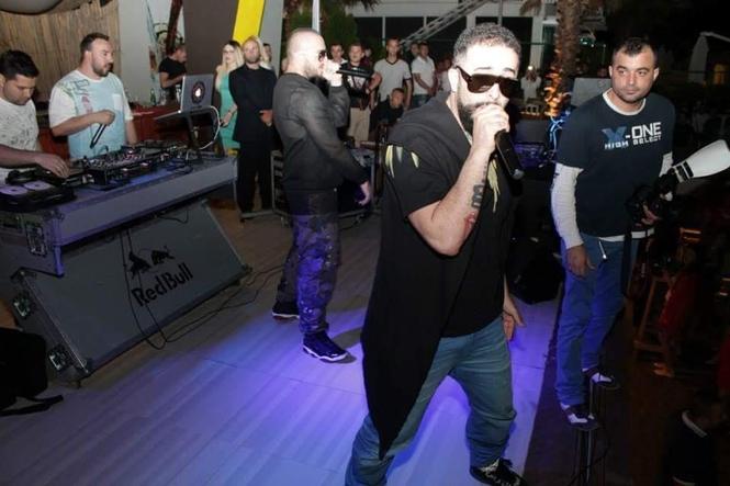 Bar disko plazh jepet me qera ne Durres 