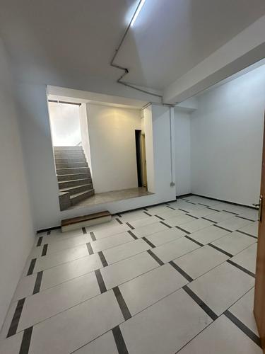 JEPET MAGAZINE ME QERA 300M2 ASTIR