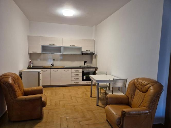 APARTAMENT ME QERA 2+1 RRUGA E KAVAJES 70.000 LEKE