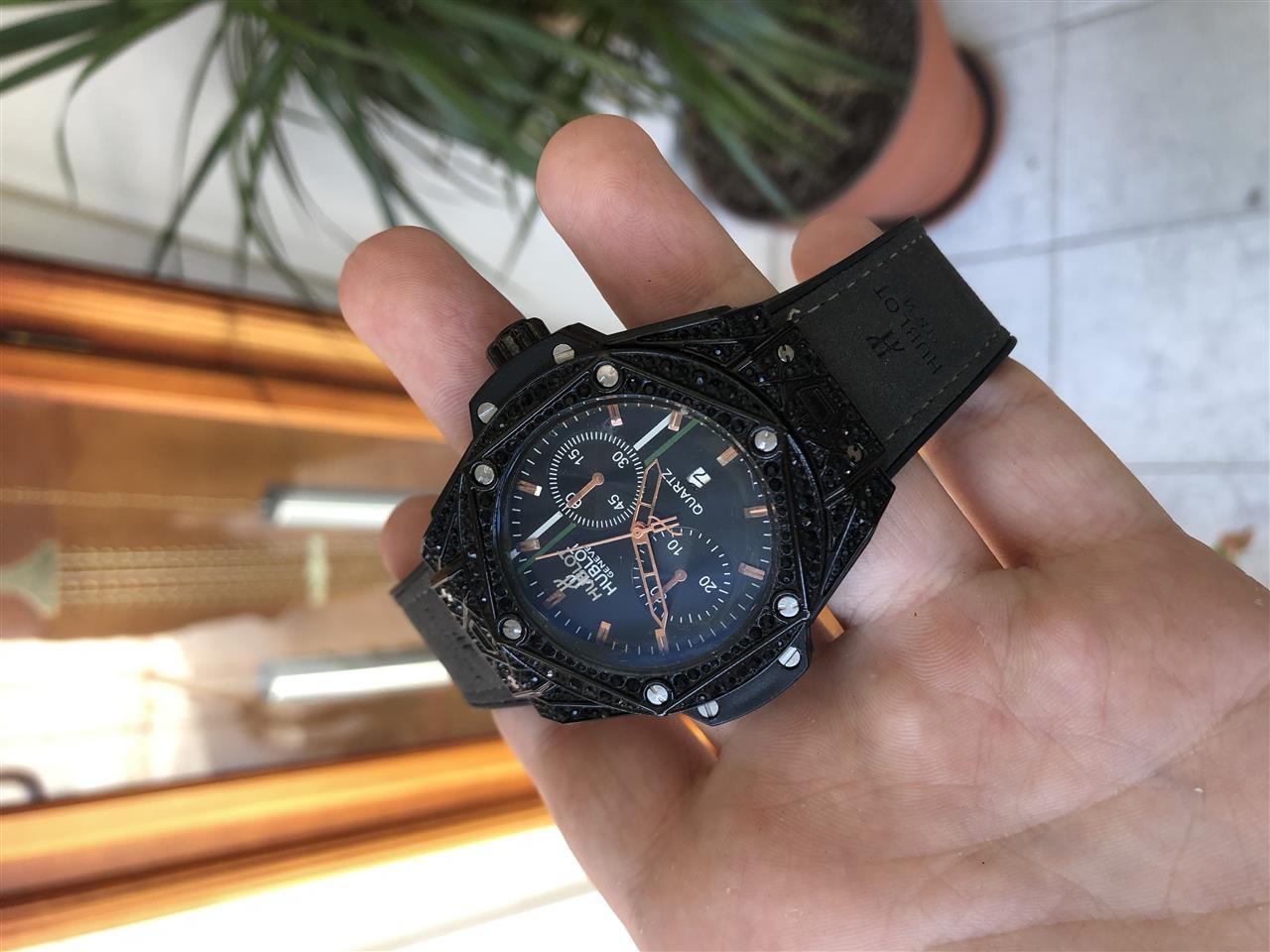 Ora hublot outlet