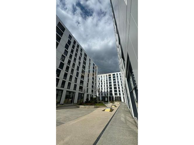 0694792477,Shitet, 2+1+2, Akses Tirana, Ish Sheshi Shqiponja