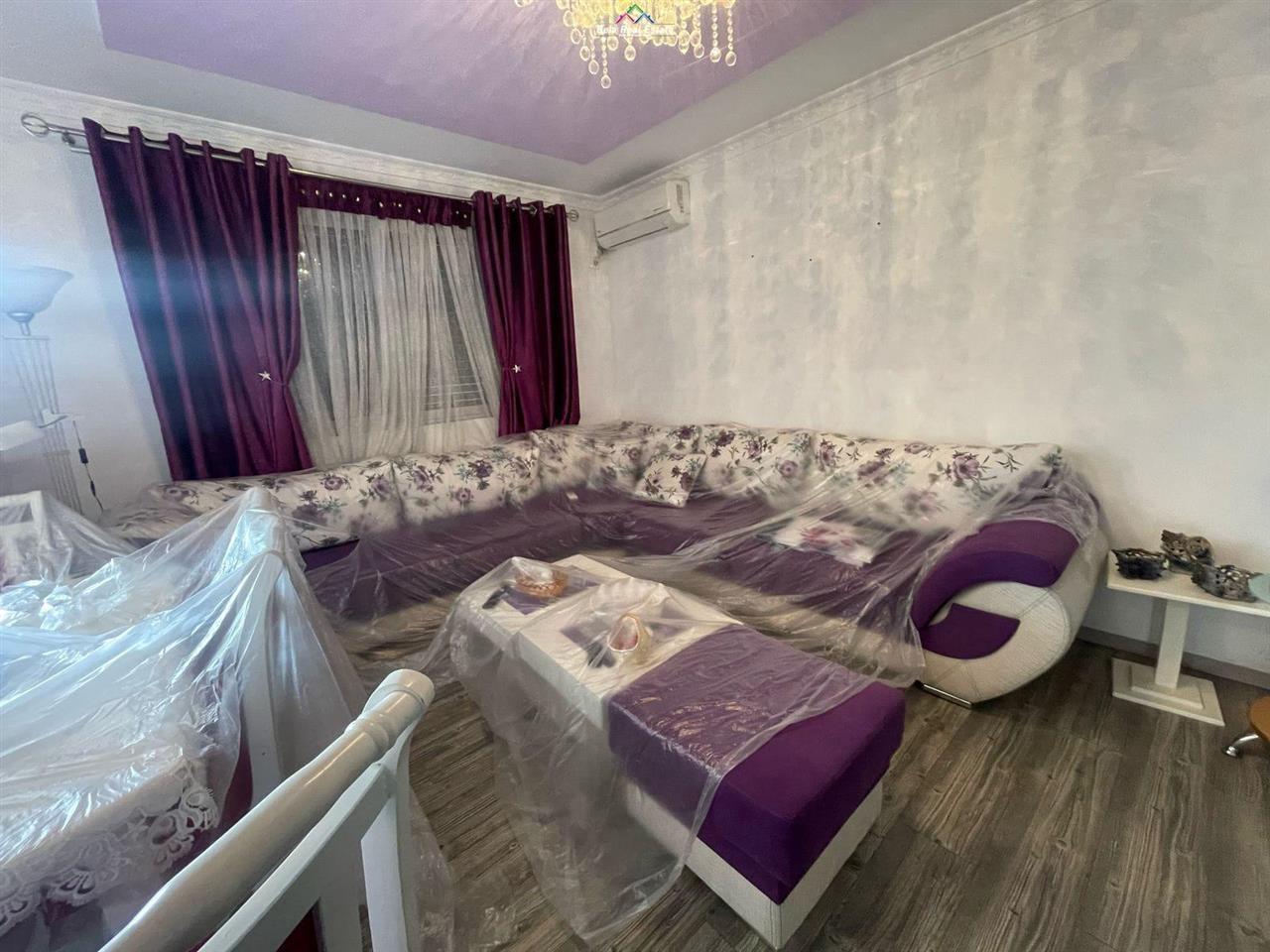 Apartament-Per-Shitje-2+1-Tek-Ali-Demi--ID-B121186--Tirane