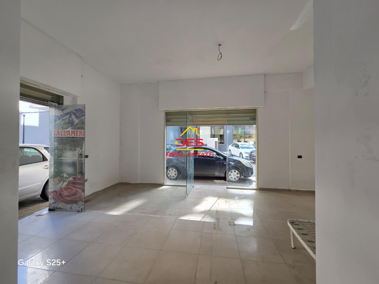 -----SHITET-AMBIENT-BIZNESI-NE-LUNGOMARE--VLORË-