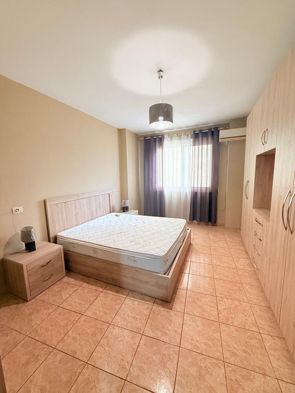 JEPET-ME-QERA-APARTAMENT-2+1-RRUGA-PORTIT