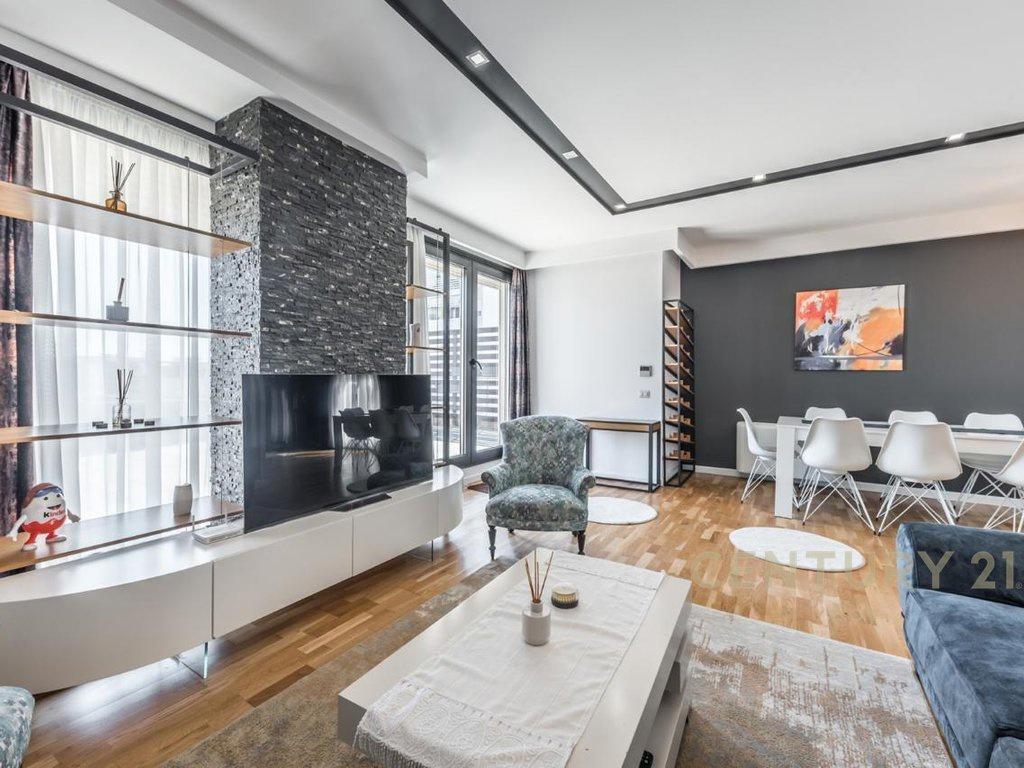 0698329326-SHITET-PENTHOUSE-PRAKTIK-PËR-JETESË-KOMODE