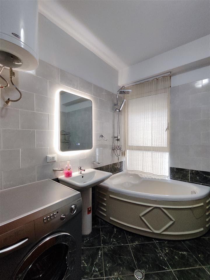 Apartament-Me-Qera-2+1-Tek-Kompleksi-Delijorgji--ID-B2201390