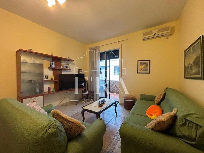 Shitet apartament 1+1, Shkembi Kavajes.