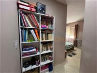 Shitet, Apartament 2+1, tek Markata, Durres