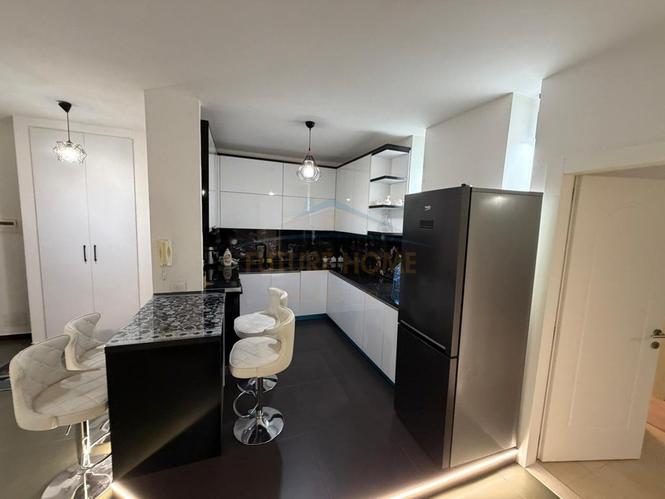 0696043713, Qera,Apartament 2+1+2+Post Parkimi, Vila L, Unaz