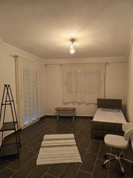 JEPET-ME-QERA-APARTAMENT-2+1-50000-LEKE-YZBERISHT