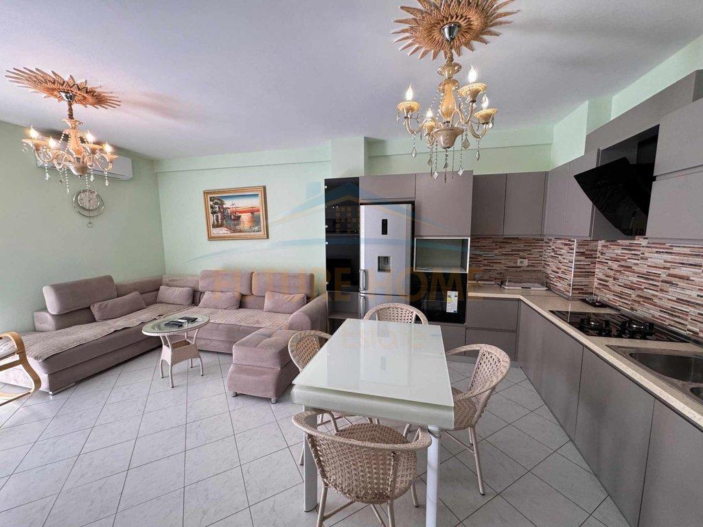 Shitet---Apartament-1+1---Misto-Mame--Tiranë