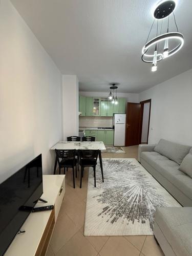 Shitet apartamenti 1+1,Golem, Durres.