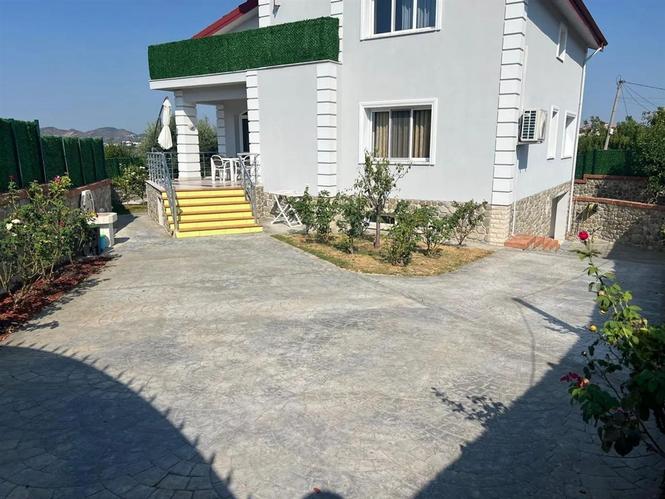&#55356&#57313 VILË 3-KATËSHE ME QIRA – LUNDËR, pranë TEG​