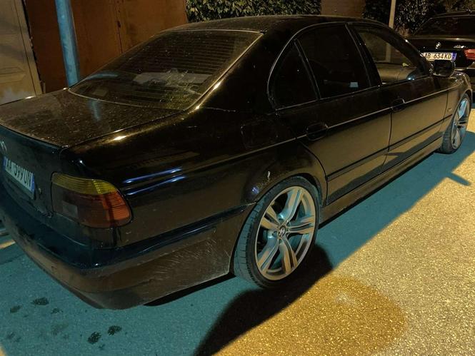 Shitet bmw seria 5 e39 3400 i diskutushem