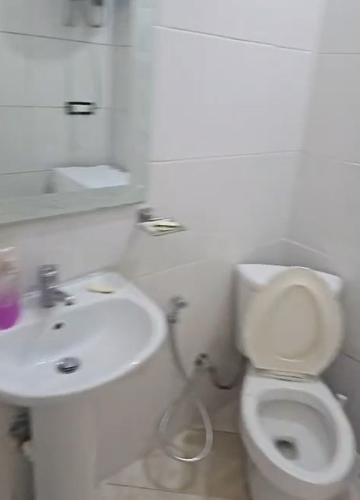 Garsoniere me qira – Kodra e Priftit !