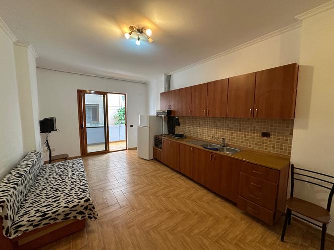 &#55356&#57313 Shitet Apartament 1+1 në Golem