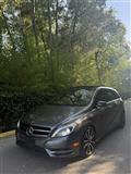 Mercedes Benz B250 AMG Line Automat Distronic Full Panoram