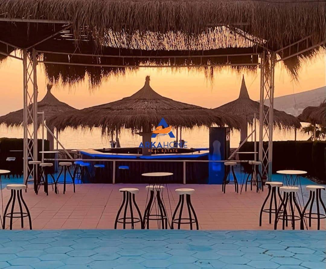 JEPET-ME-QERA-BEACH-BAR-1200M2--SARANDE--330-000-LEKE