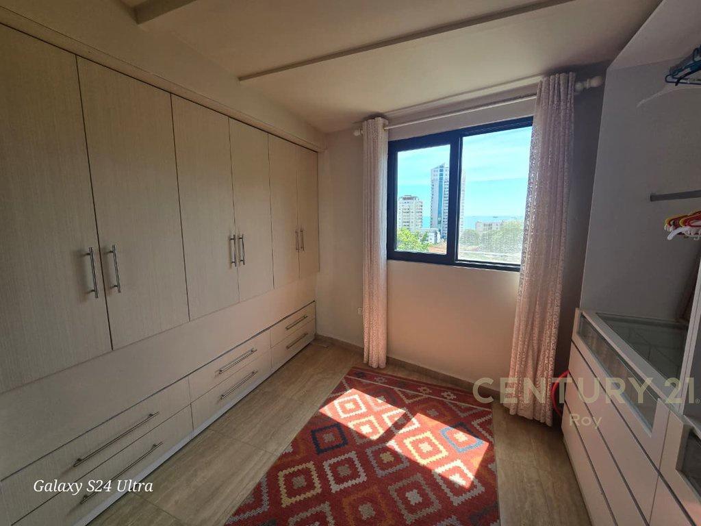 +355698329326-Jepet-apartament-2+1-me-pamje-deti-prane-xhami