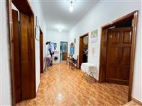 Apartament 2+1+2+ Post Parkimi me qira ne Ali Dem!