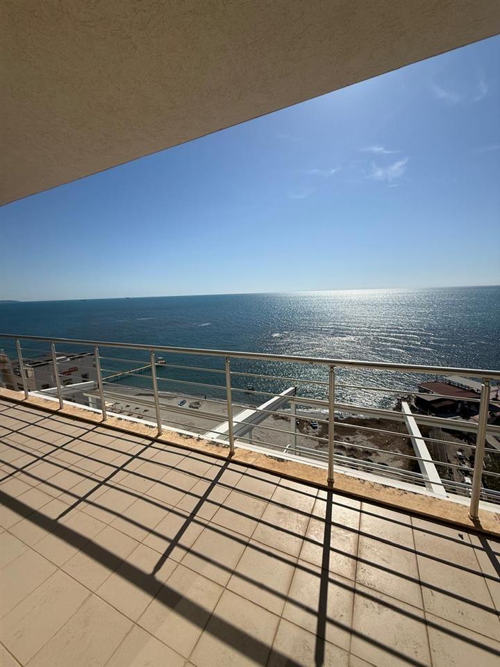 SHITET-APARTAMENT-3+1+2-ZONA-VOLLGES-DURRES