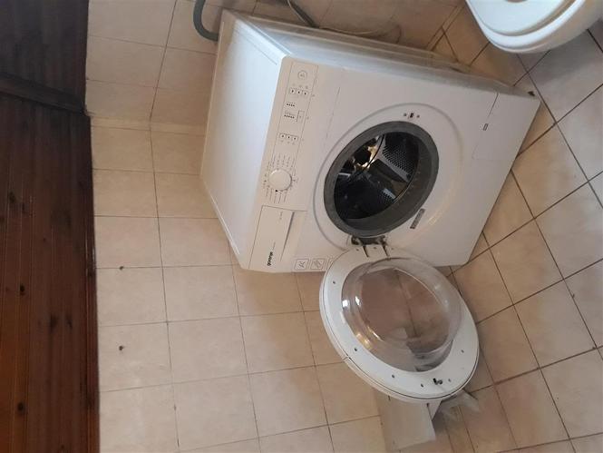 Shitet lavatriçe