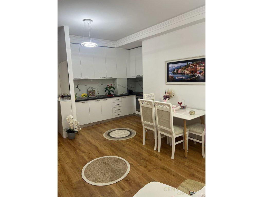 SHITET-SUPER-APARTAMENT-1+1-I-MOBILUAR-NË-KOMPLEKSIN-NOVA--K