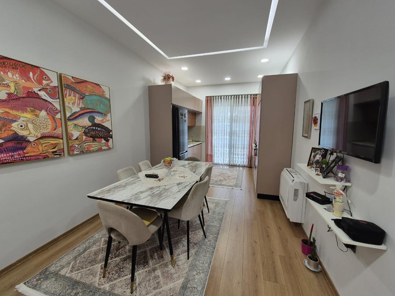 SHITET-APARTAMENT-2+1+2-AFER-STADIUMIT-DINAMO