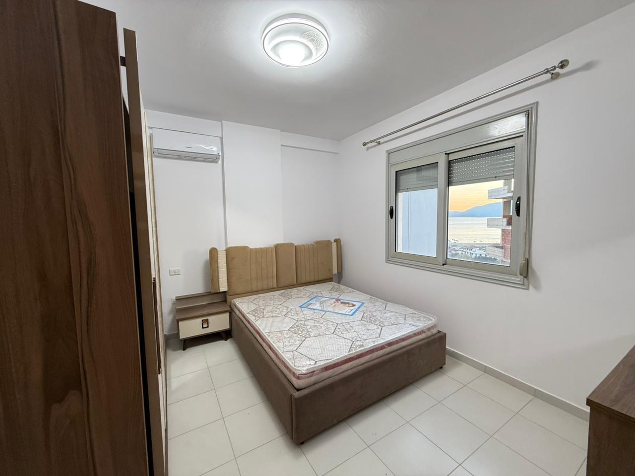 -----JEPET-ME-QIRA-APARTAMENT-2+1+2-PRANË-PORTIT--VLORË