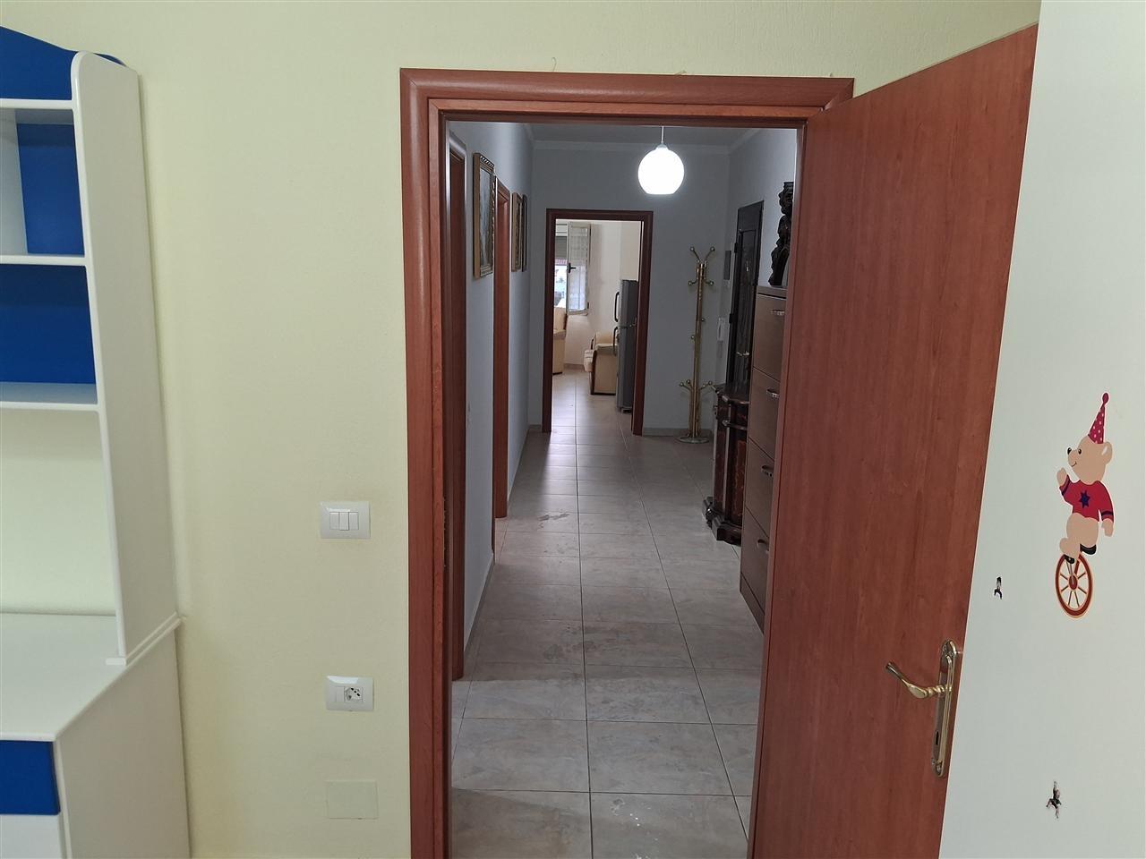 Apartament-2+1-e-mobiluar-me-qira-Pogradec