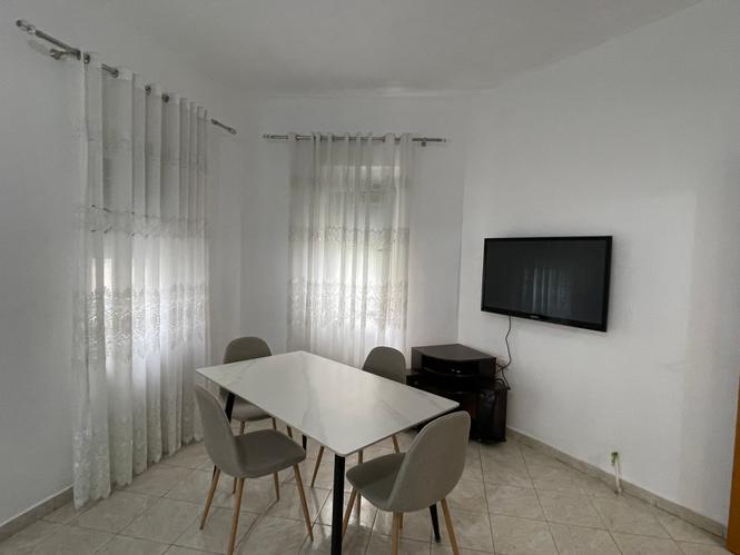 Jepet me qera 1+1 në Ish-Kënetë,Durrës.