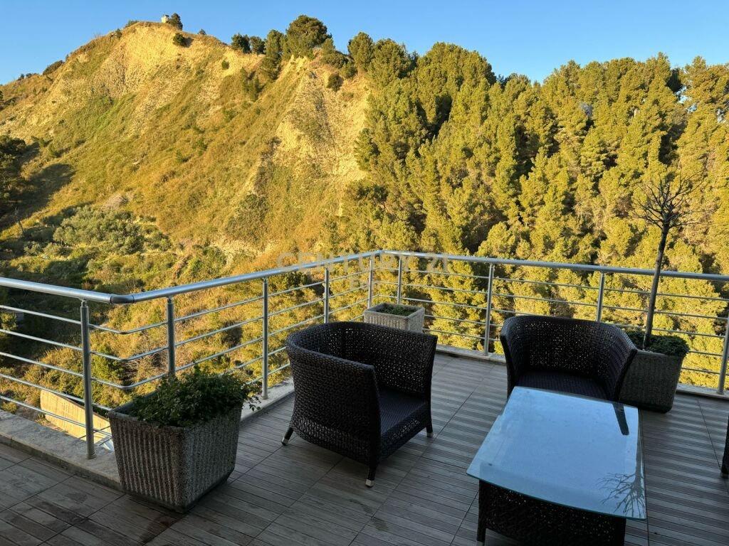 0693137007SHITET-SUPER-APARTAMENT-ME-PAMJE-DETI-NE-VOLLGA--D