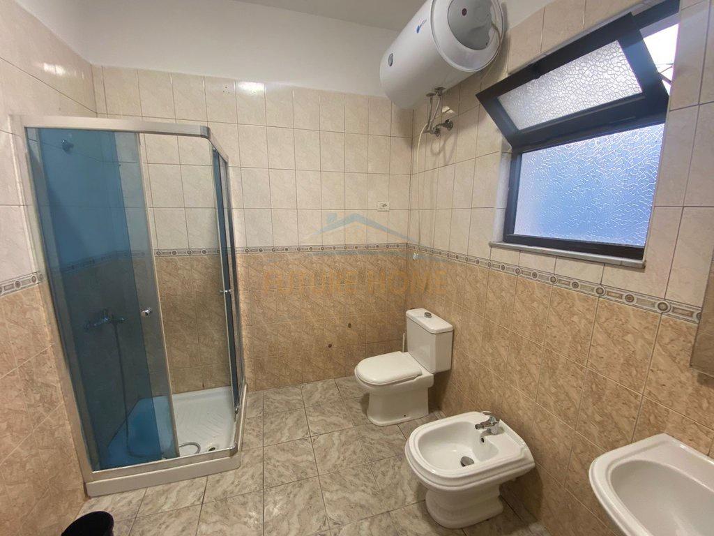 0694603851-Qera--Shtepi-Private--Laprake-